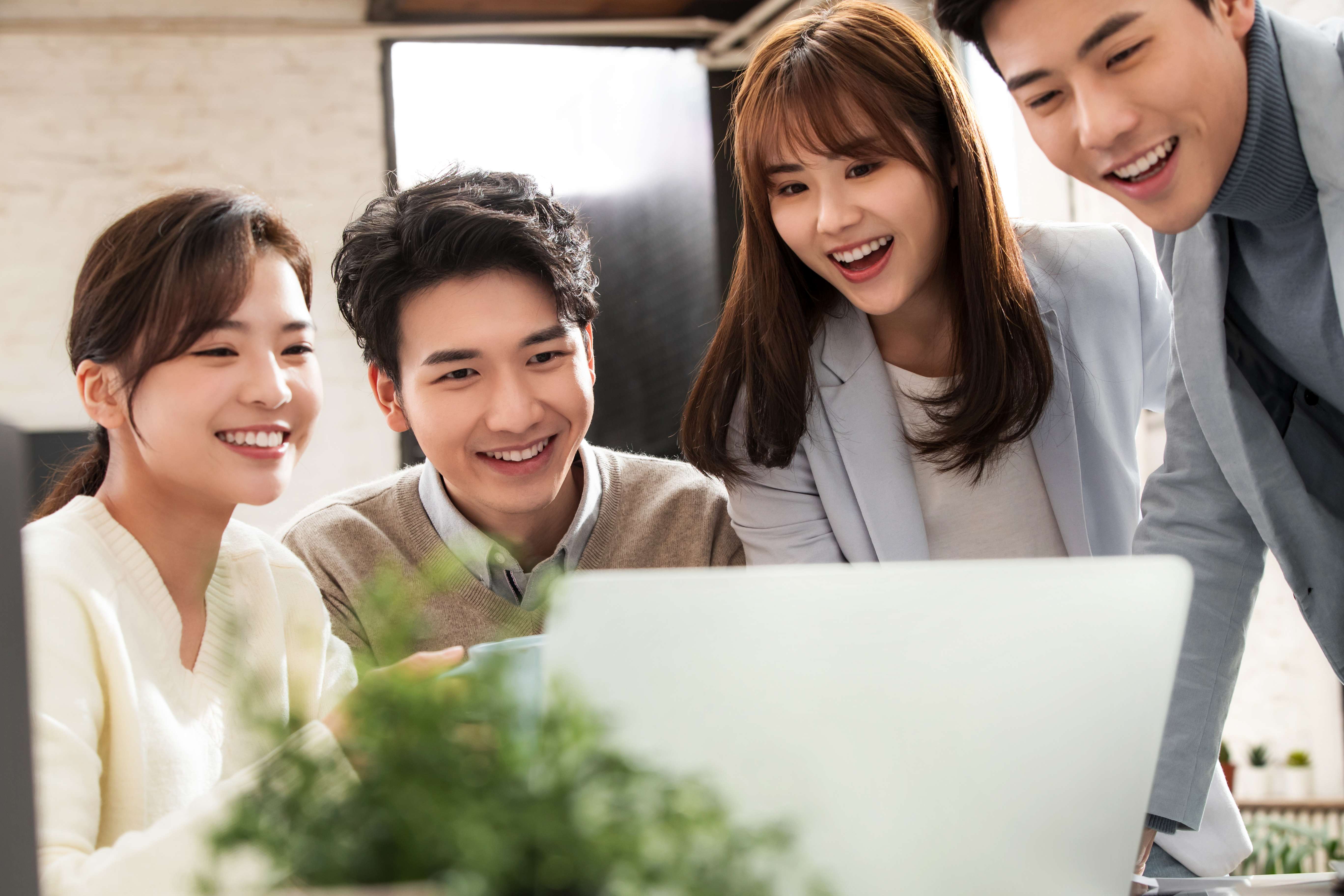 应届生难找工作，这几个黄金赛道一定要抓住